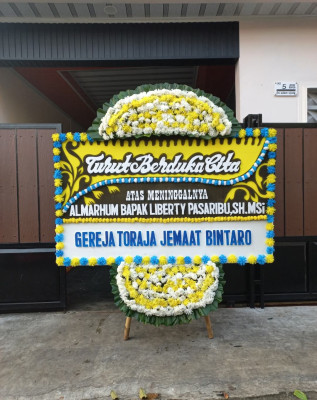 Papan Bunga Duka di Ciranggem